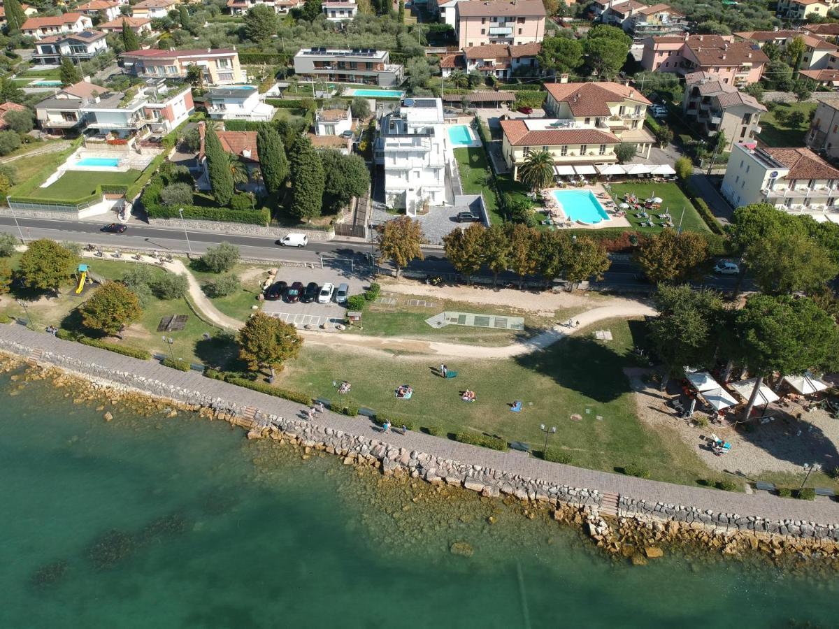 Residence Villa Adriana Бардолино Экстерьер фото