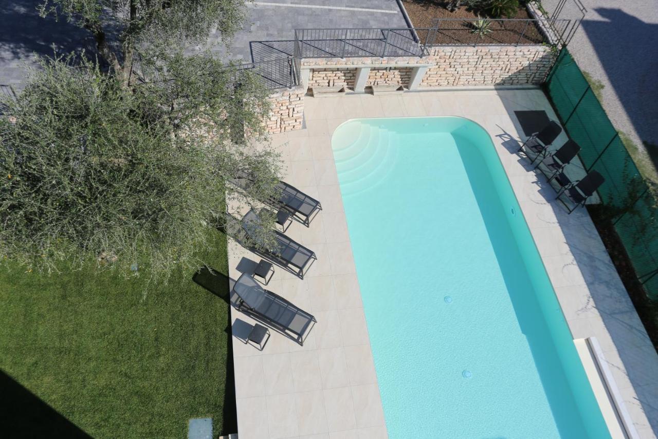 Residence Villa Adriana Бардолино Экстерьер фото